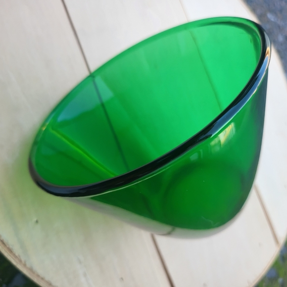 Vtg Anchor Hocking Firest Green Glass Splash Bowl 5.75"×4.25" - Picture 2 of 4